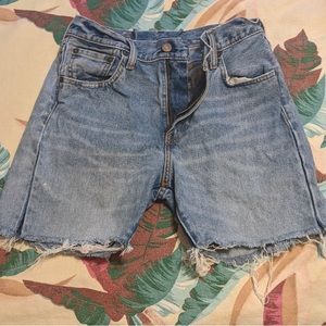 Light wash taken in at waist vintage Levi's 505 jeans, longer, frayed